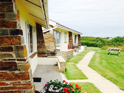 Self-catering near Tintagel - Delamere bungalows