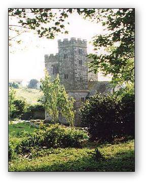 Pengersick Castle, Praa Sands