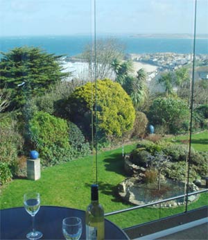 the Balcony - Flat One Bedroom -Self catering in St Ives