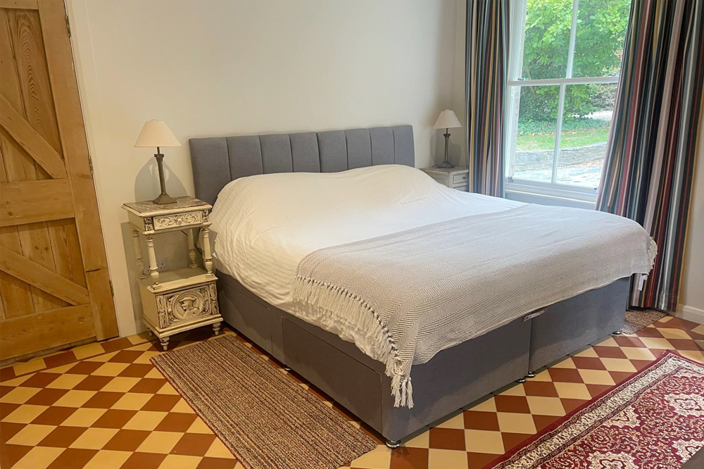 Linkside colonial style holiday house Trebetherick