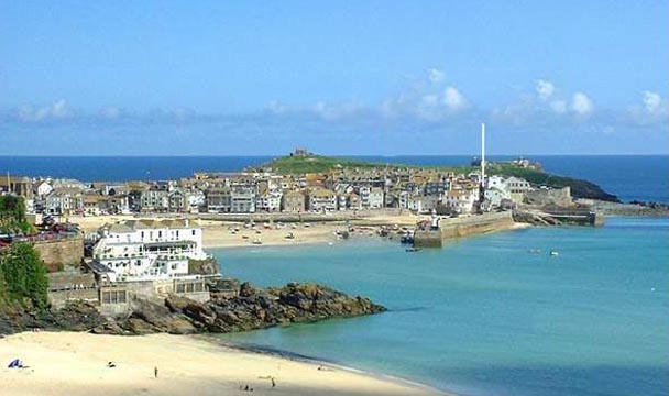 Wheal Dream Cottage Apartment with sea Views directly overlooking Bamaluz Cove St Ives