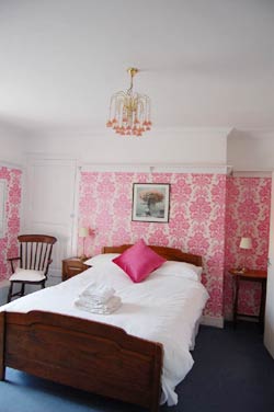 Spring Gardens Bed and Breakfast  Accommodation in Wadebridge