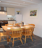 Spring Gardens Cottage - Self Catering - Wadebridge
