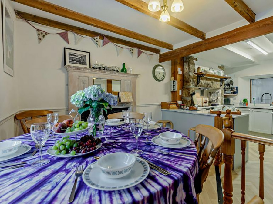 St Michaels farmhouse - Holiday Home in Cornwall Overlooking St Michael's Mount and Marazion