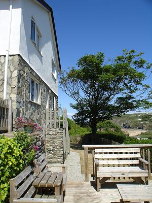 Tamarisk  House - self catering in Mawgan Porth