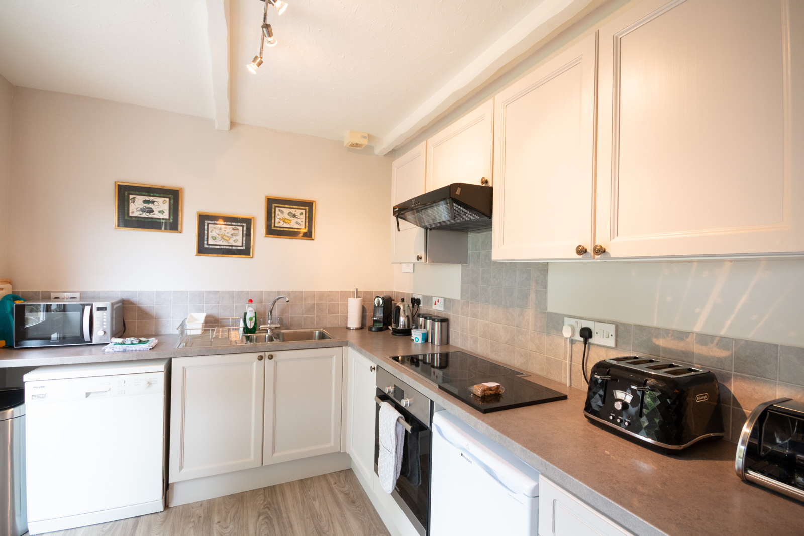 Penhale kitchen - Holiday Cottages in Bude - Tamar valley