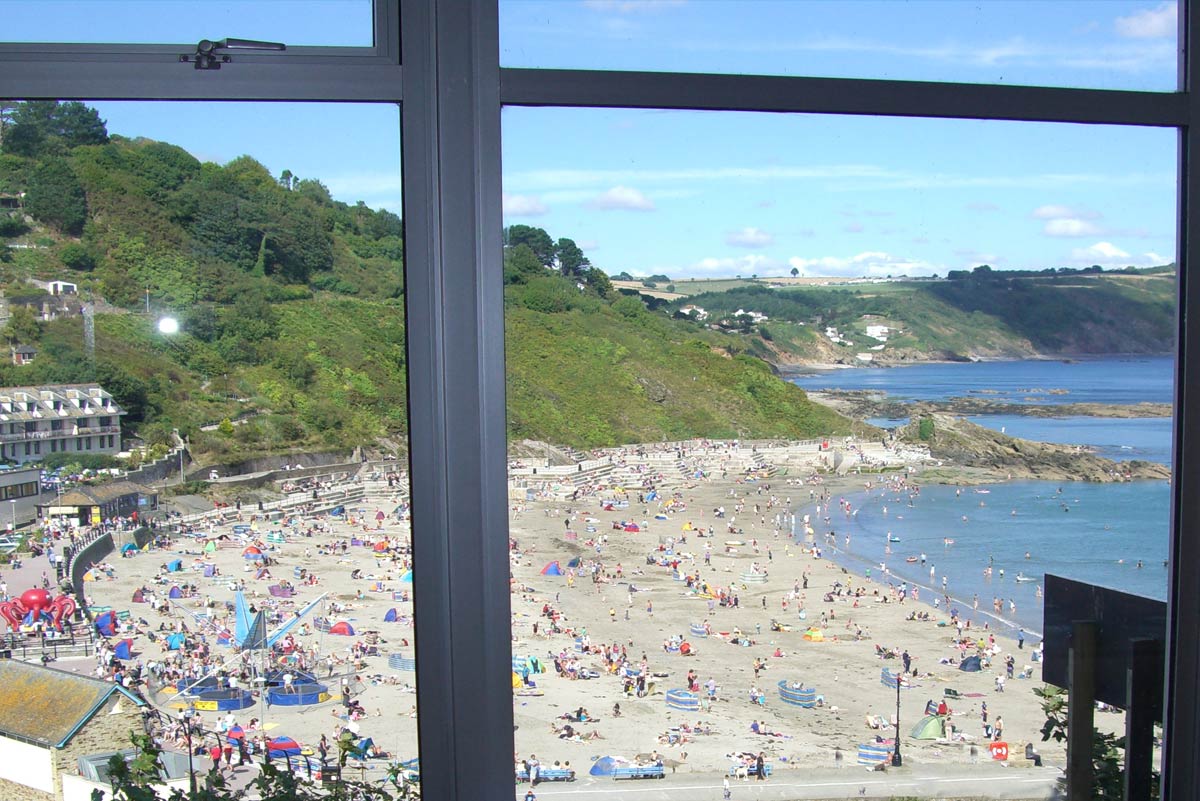 Looe Self-catering Holidays Sea Views - The Gulls Self-catering Looe