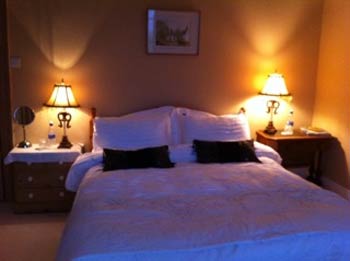 Gold Room