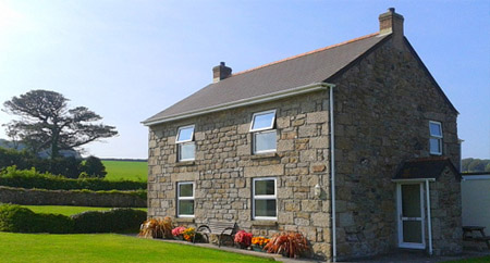Trevethoe Farm Cottages - Self Catering 