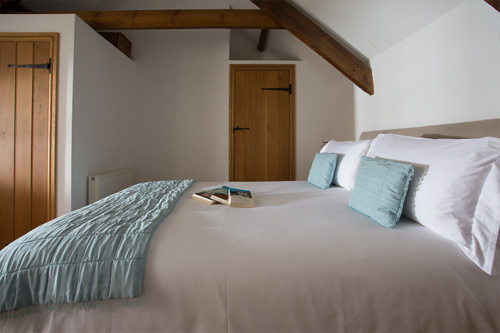Holidays in Padstowand Newquay @ Trevio Farmhouse sleeps 6 people Double Bedroom 2