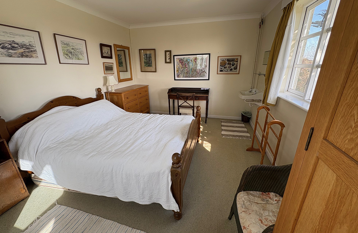  Main Bedroom Self catering in Trebetherick - Daymer Bay