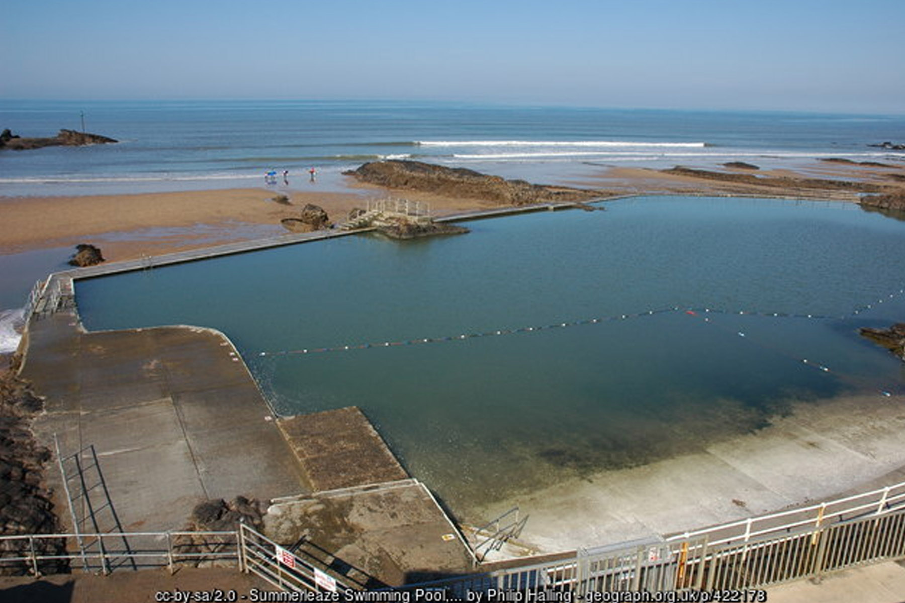 Summerleaze Beach Bude   Sea Pool sandy bay - Cornwall family beach holidays