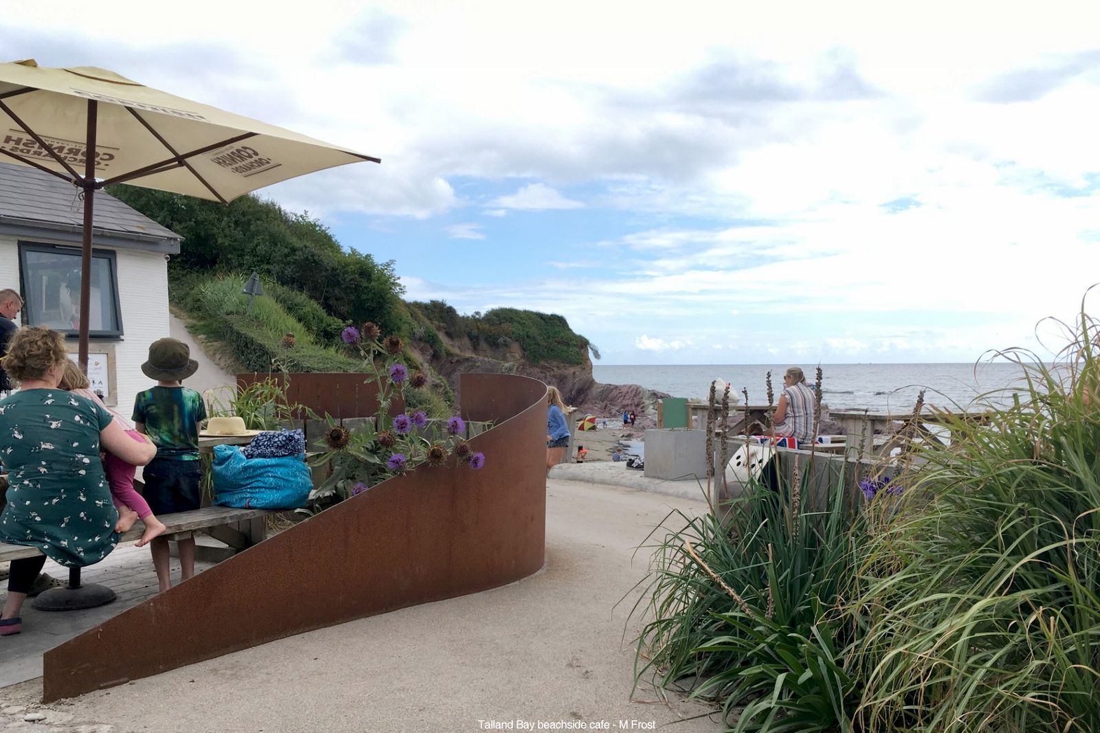 The beach caf&eacute; at Talland Bay