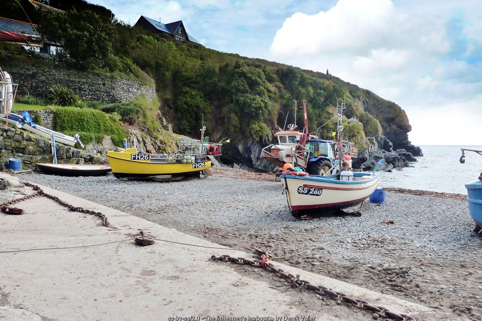 The Lizard to St Keverne Coast Path Walk, Cornwall