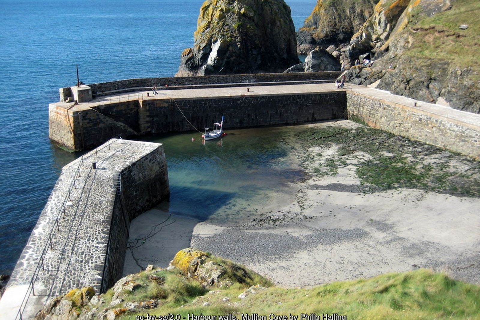 Mullion Cove and Predannack Circular Walk, Cornwall